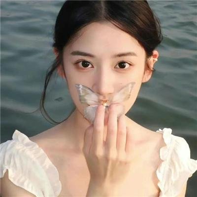 女富豪的美丽与哀愁